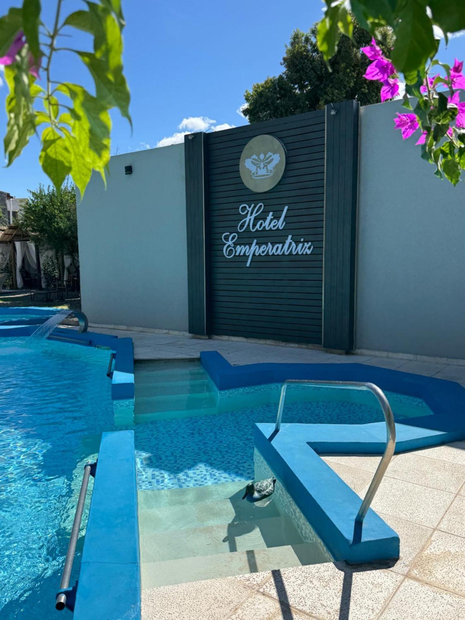Hotel Termal Emperatriz Termas de Río Hondo Exterior foto